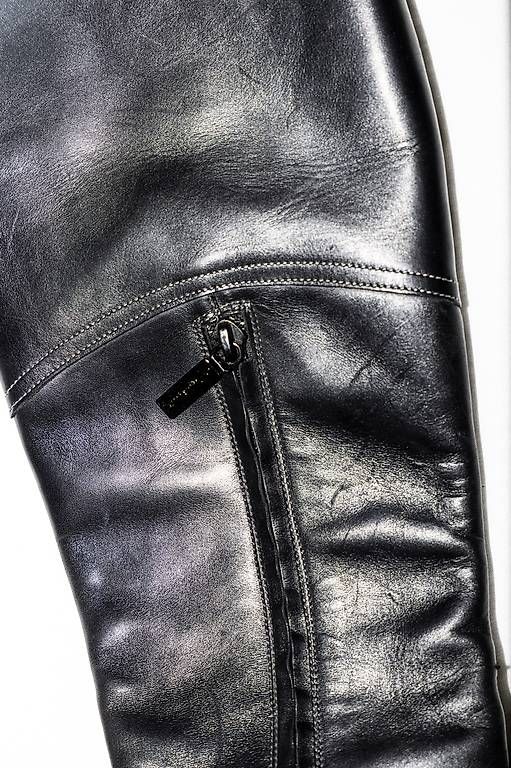 Scarpe da donna: Santoni Stiefel echtes Leder, Schwarz – Usato da Dübendorf venduto da Leona.R 4