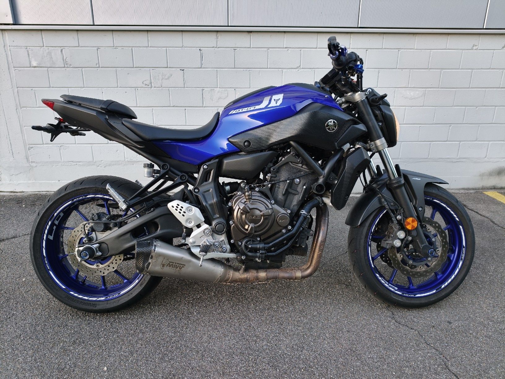 Yamaha Strada: Yamaha MT-07 35kW – Usato da Adliswil venduto da LA_Autos