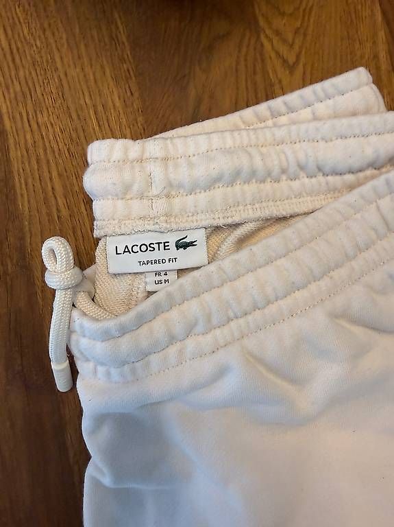 Hosen: Lacoste  – Gebraucht aus Wallisellen von noelzul 1