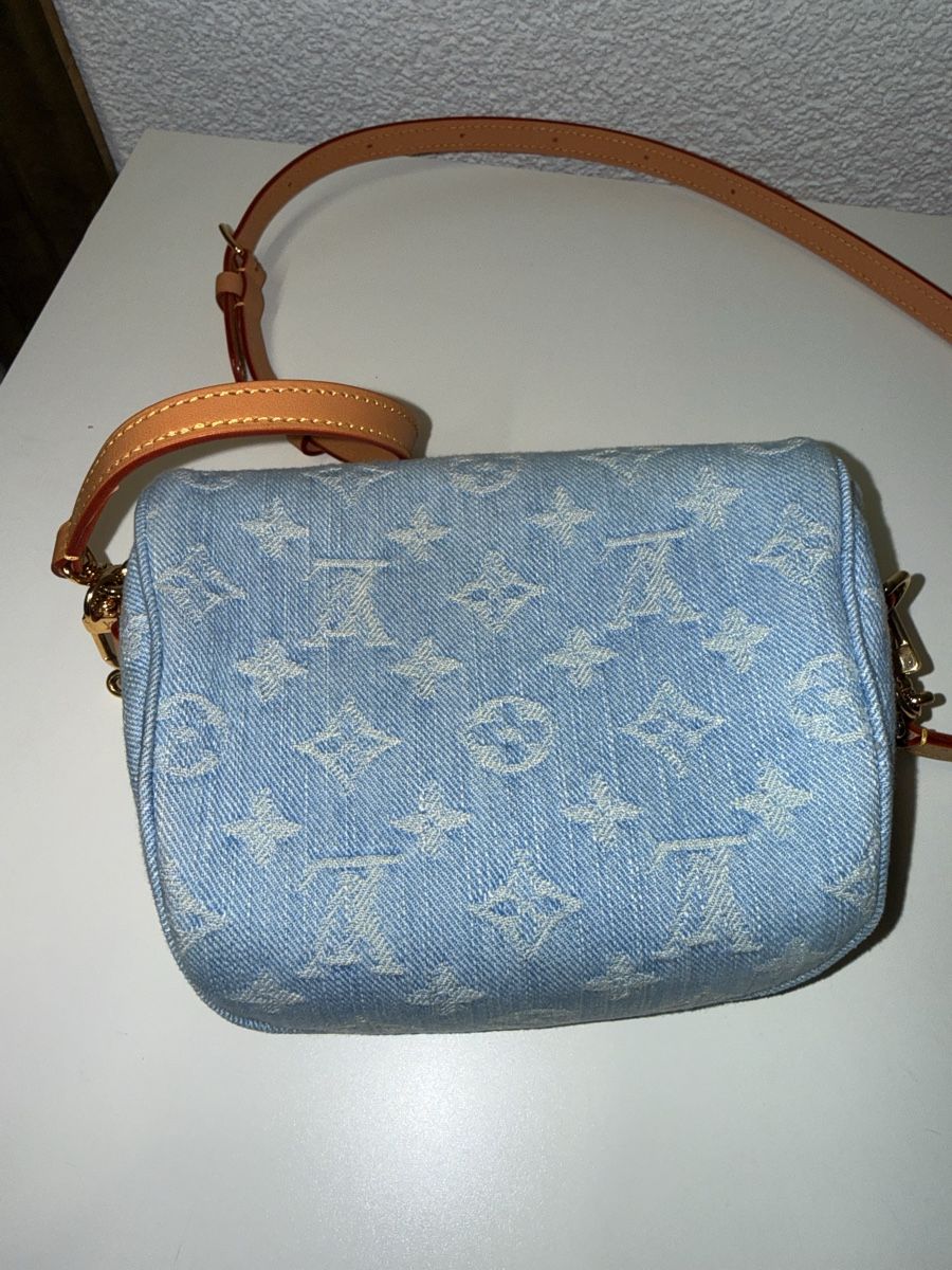 Louis Vuitton Taschen für Damen: Louis Vuitton Denim Bumbag – Gebraucht aus Biel/Bienne von Violetta.V 3