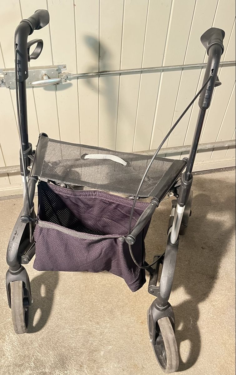 Ausili per la deambulazione: Rollator TOPRO Troya TOP-Zustand – Nuovo (secondo la descrizione) da Schaffhausen venduto da MotoSH 1