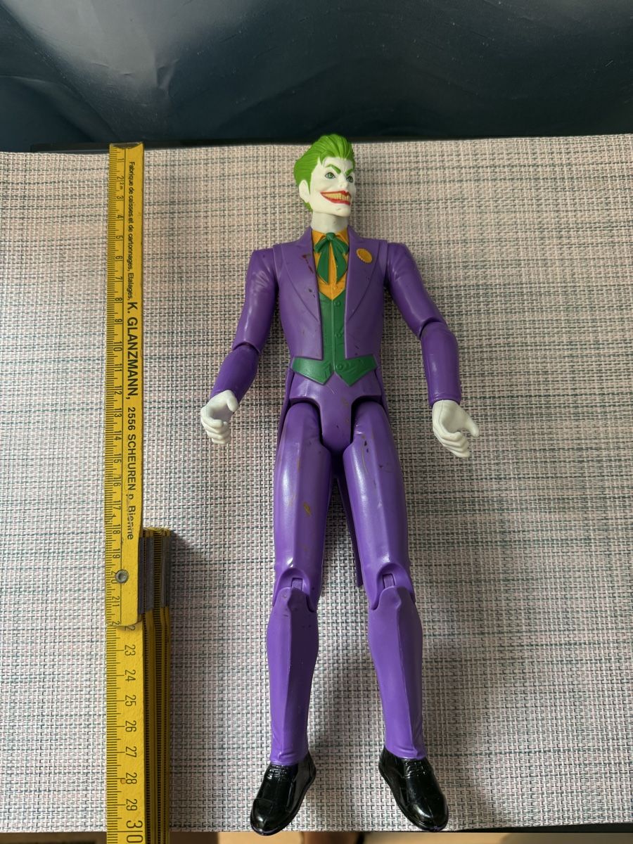 Statuette: Joker DC Comics Actionfigur 30 cm SML 2020 – Usato da Grenchen venduto da swiss.antiques