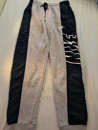 Pantalon de survêtement Nike gris/noir taille S