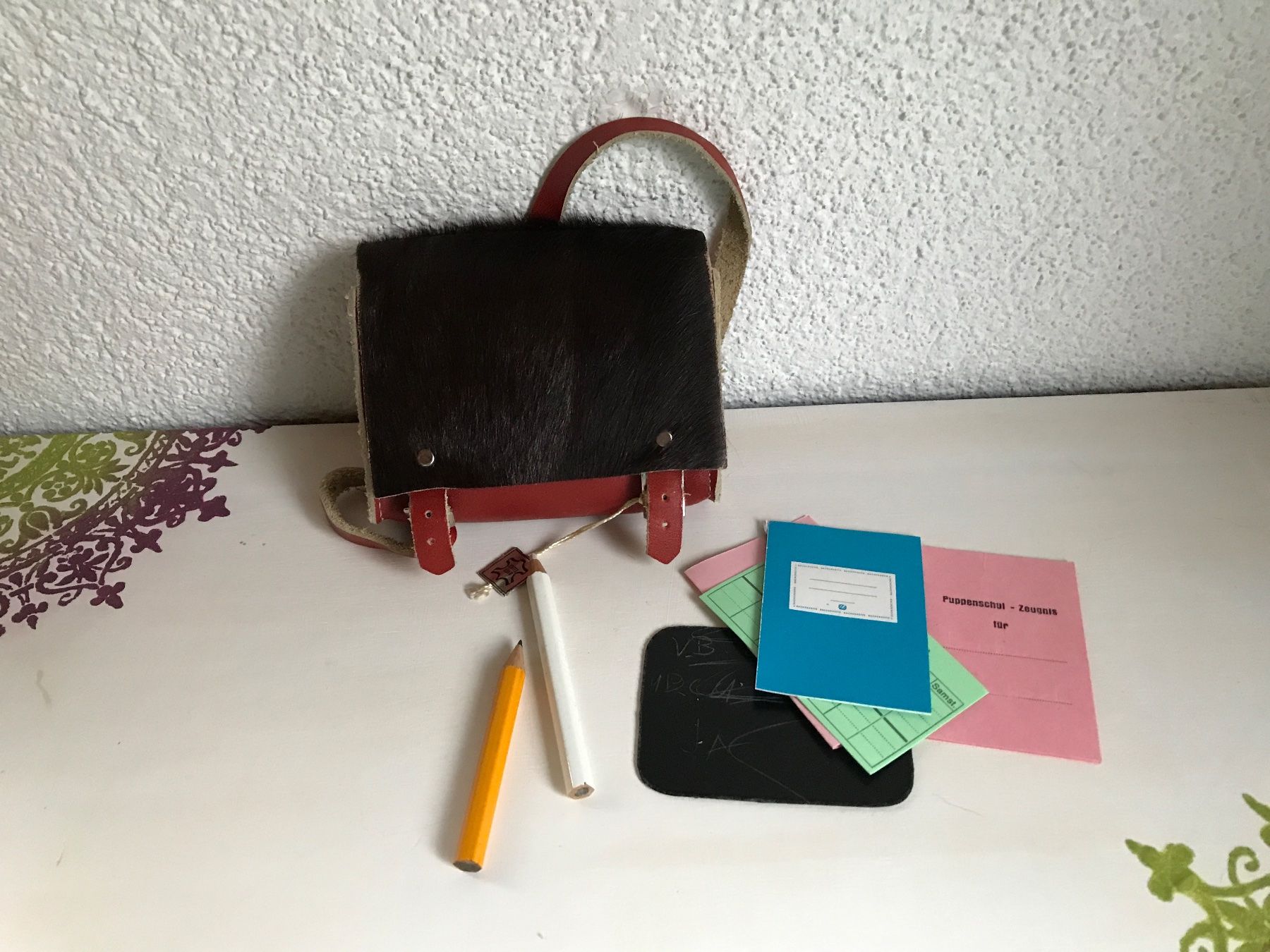 Giocattoli: Puppenzubehör – Usato da Schwanden-Brienz venduto da Rossino0 1