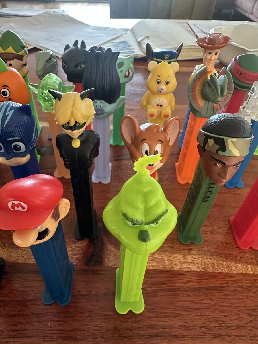 Pez Figurines: PEZ 34 Stück  – D'occasion à Zürich par Kareljan 3