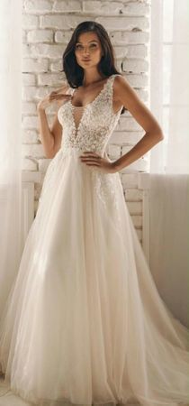 Brautkleid A-Linie weiss Spitzenoberteil & Tüll, Grösse 42