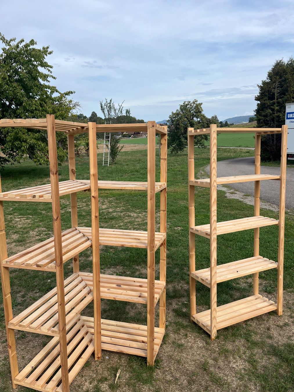 Scaffali: Keller Eckregal und Regal Holz – Usato da Allmendingen b. BE venduto da juair 1