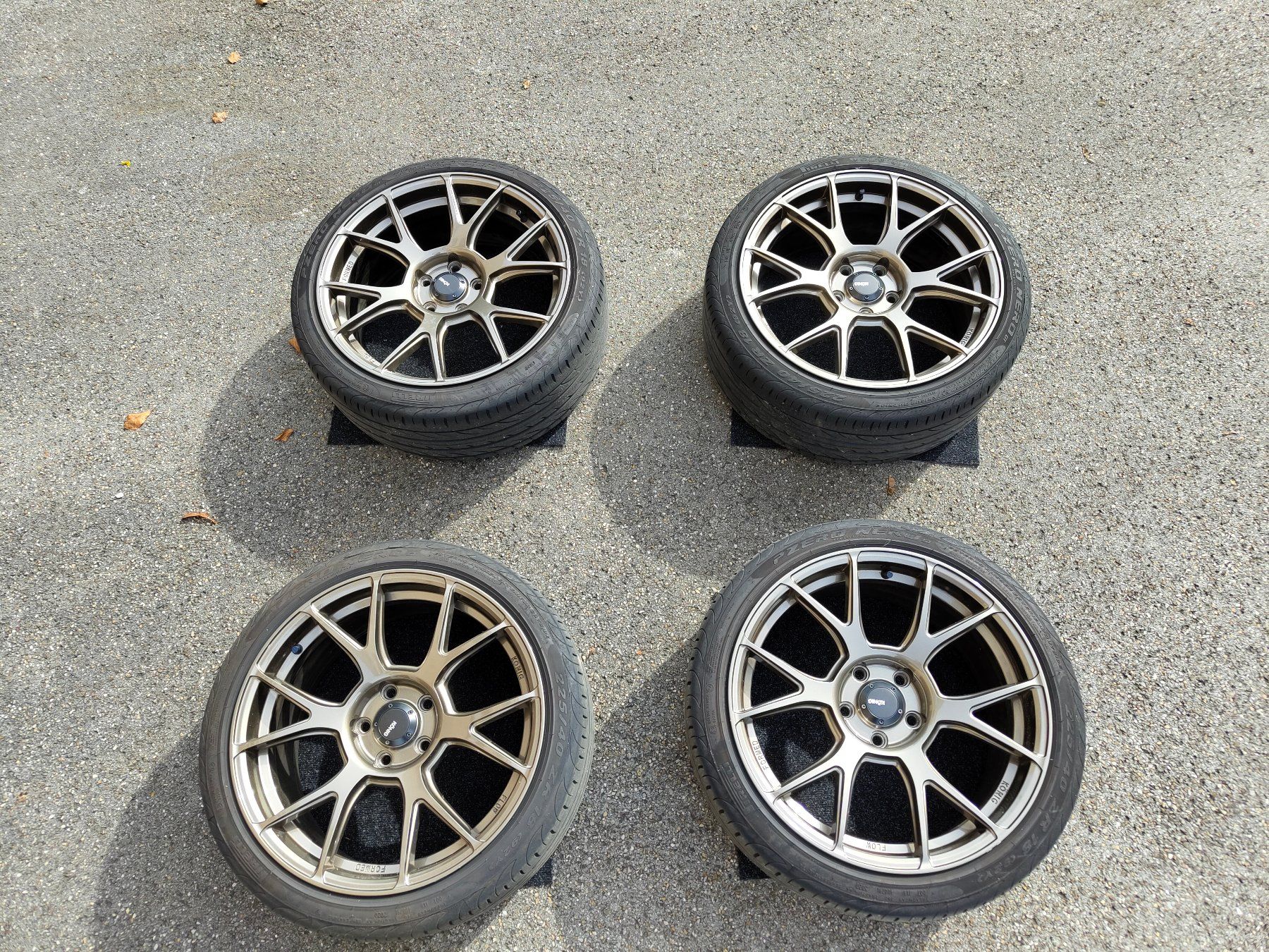 Volkswagen Cerchioni: König Ampliform 8.5x18 ET43 5x112 – Usato da St. Gallen venduto da luxcel