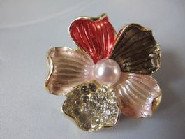 Blumenbrosche mit Perle & Strass-Steinen, Goldfarben