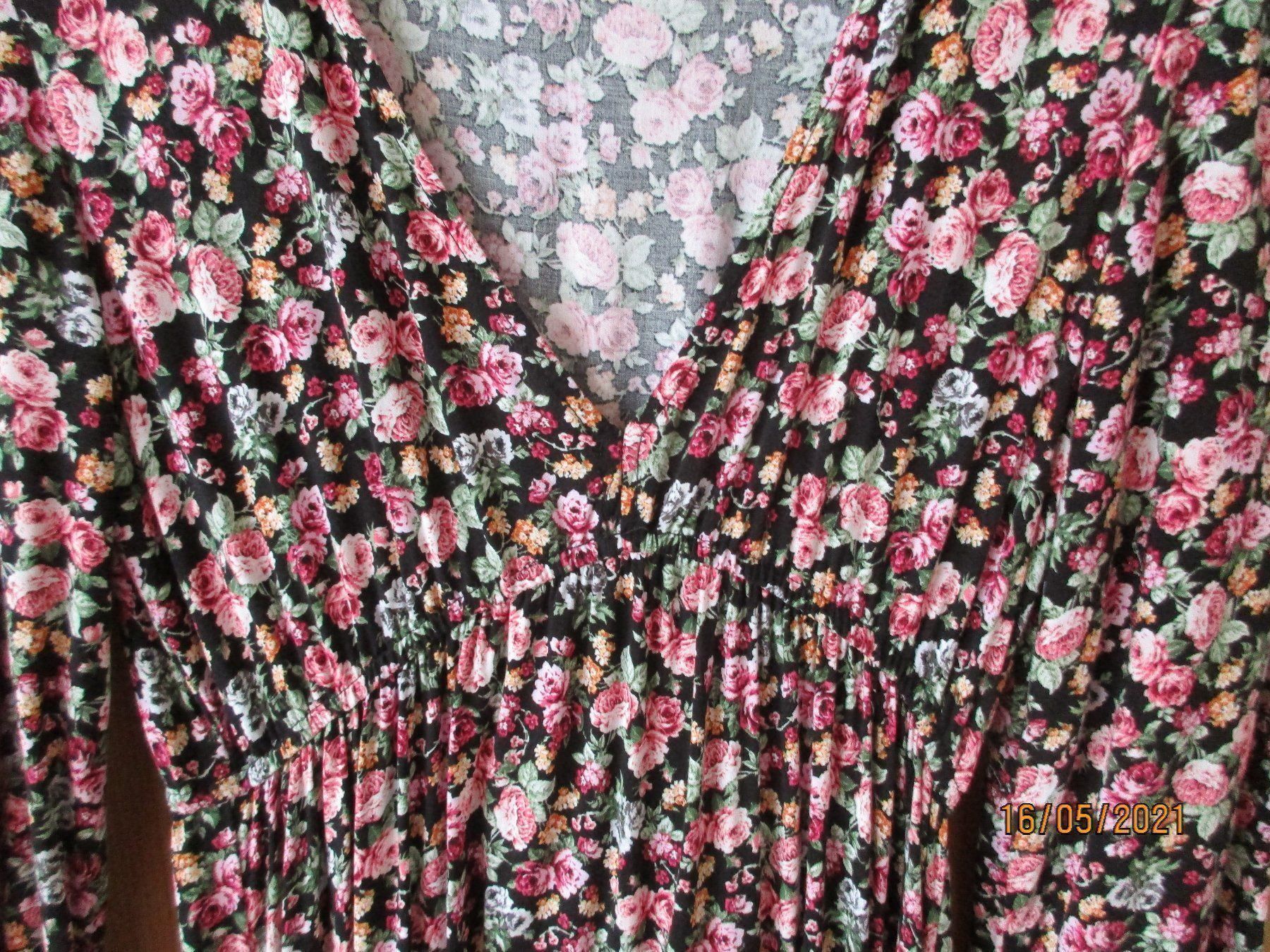 Vestiti: wunderschönes Kleid M – Usato da Ottenbach venduto da Claurin 1
