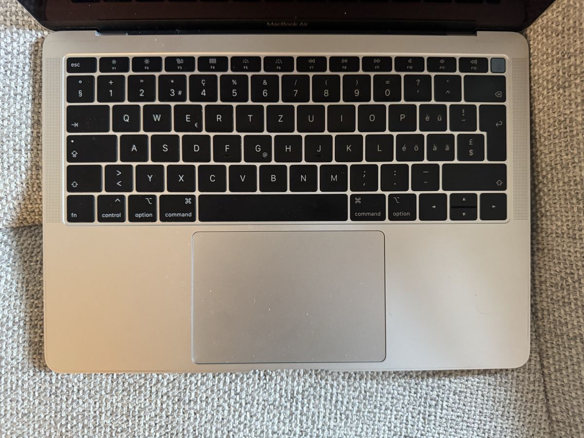 Apple Notebook: MacBook Air 2018/2019 – Difettoso da Adliswil venduto da Busys 1