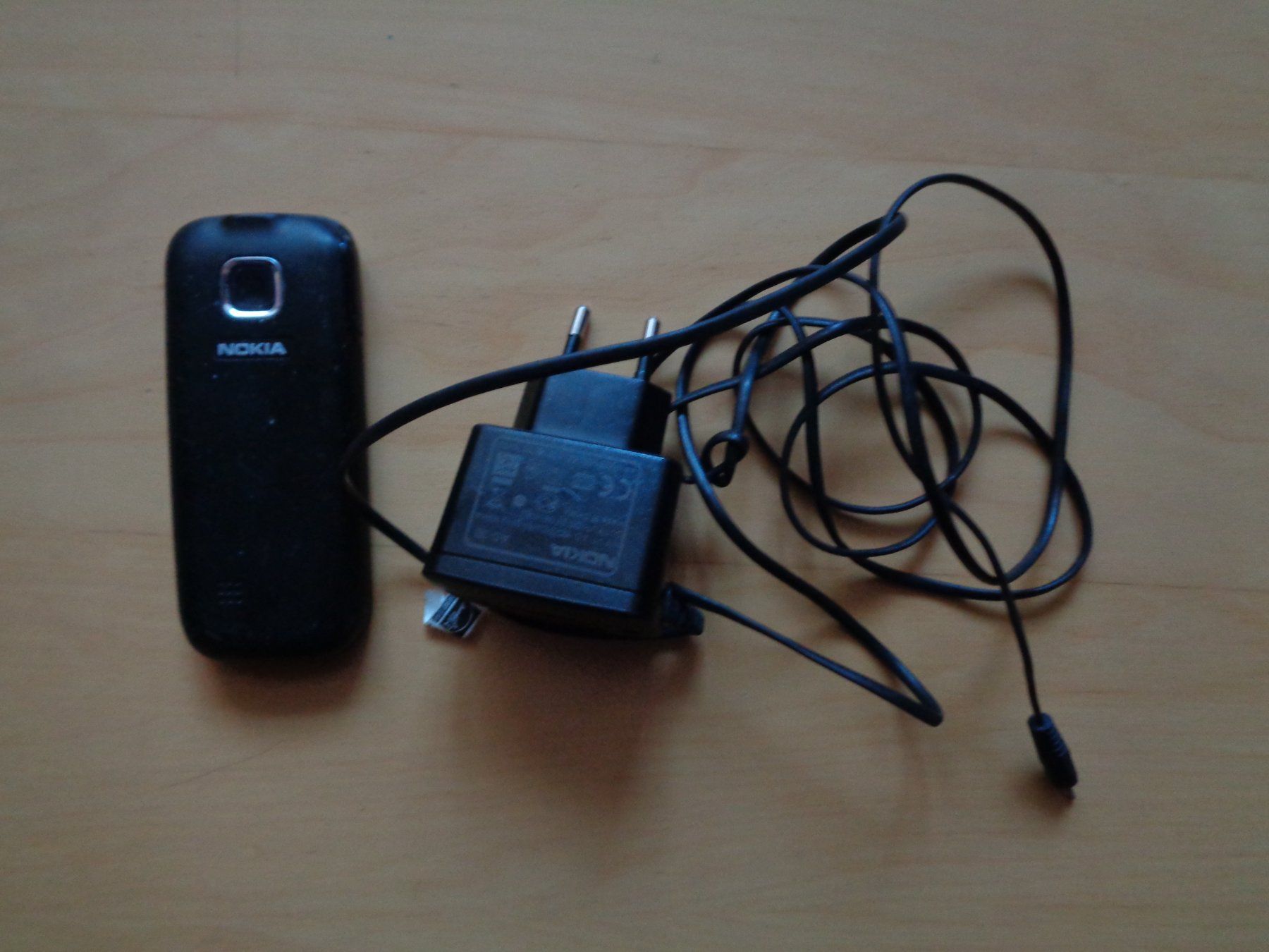 Nokia Telefoni cellulari / Smartphones: Nokia 2330 Vintage – Usato da Romainmôtier venduto da Iguazu12 1