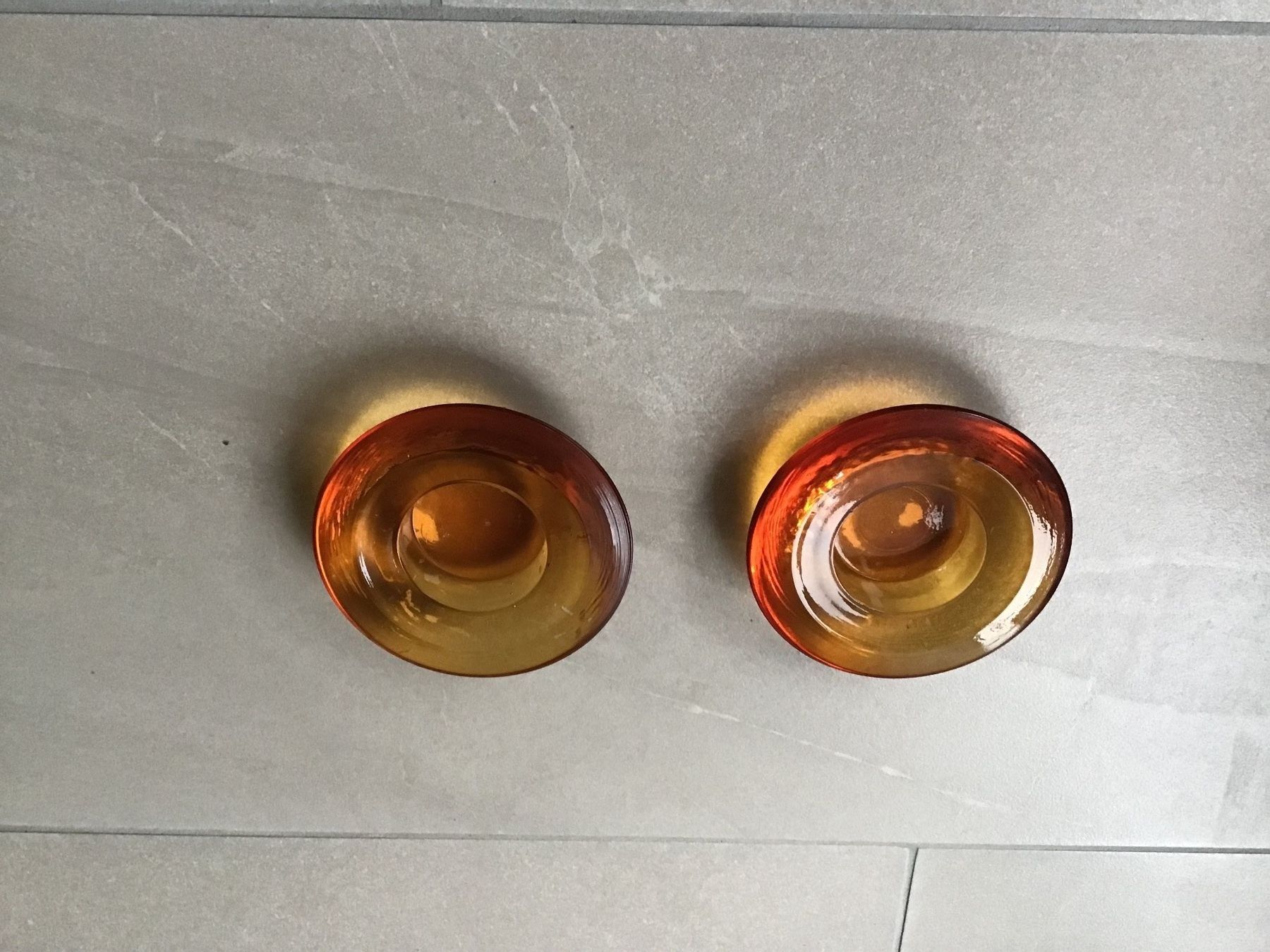 Kerzenständer: 2 Teelichthalter orange – Gebraucht aus Giswil von Pingu109