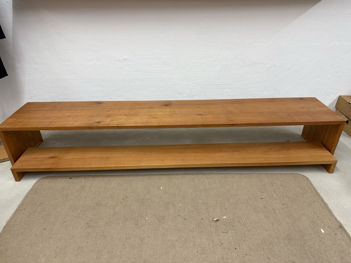Panchine: 3 lange Bänke aus Kirschholz – Usato da Zürich venduto da Mothai 3