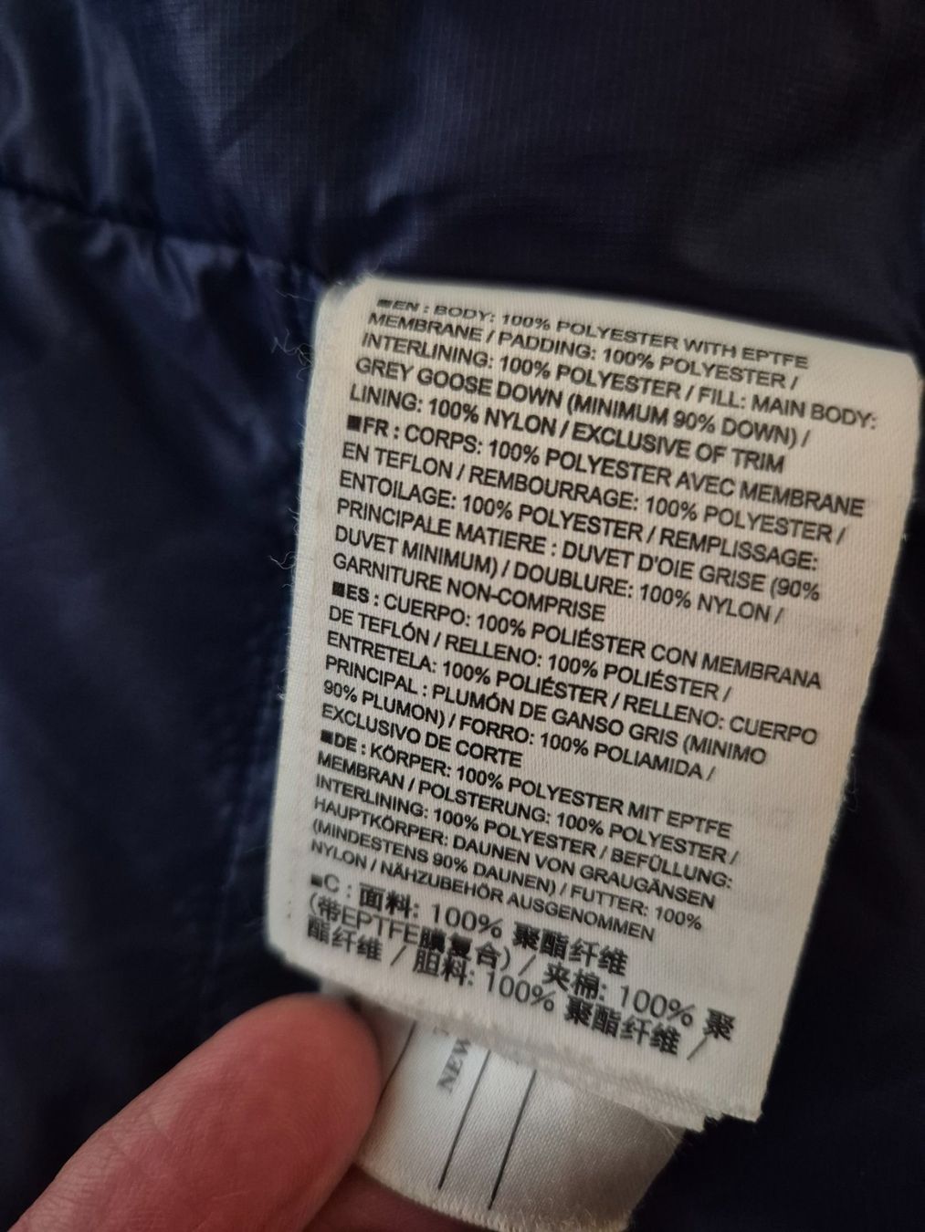 Arcteryx Cappotti: Arcteryx Daunenparka Gr.M – Usato da Küssnacht am rigi venduto da xxmajda 3