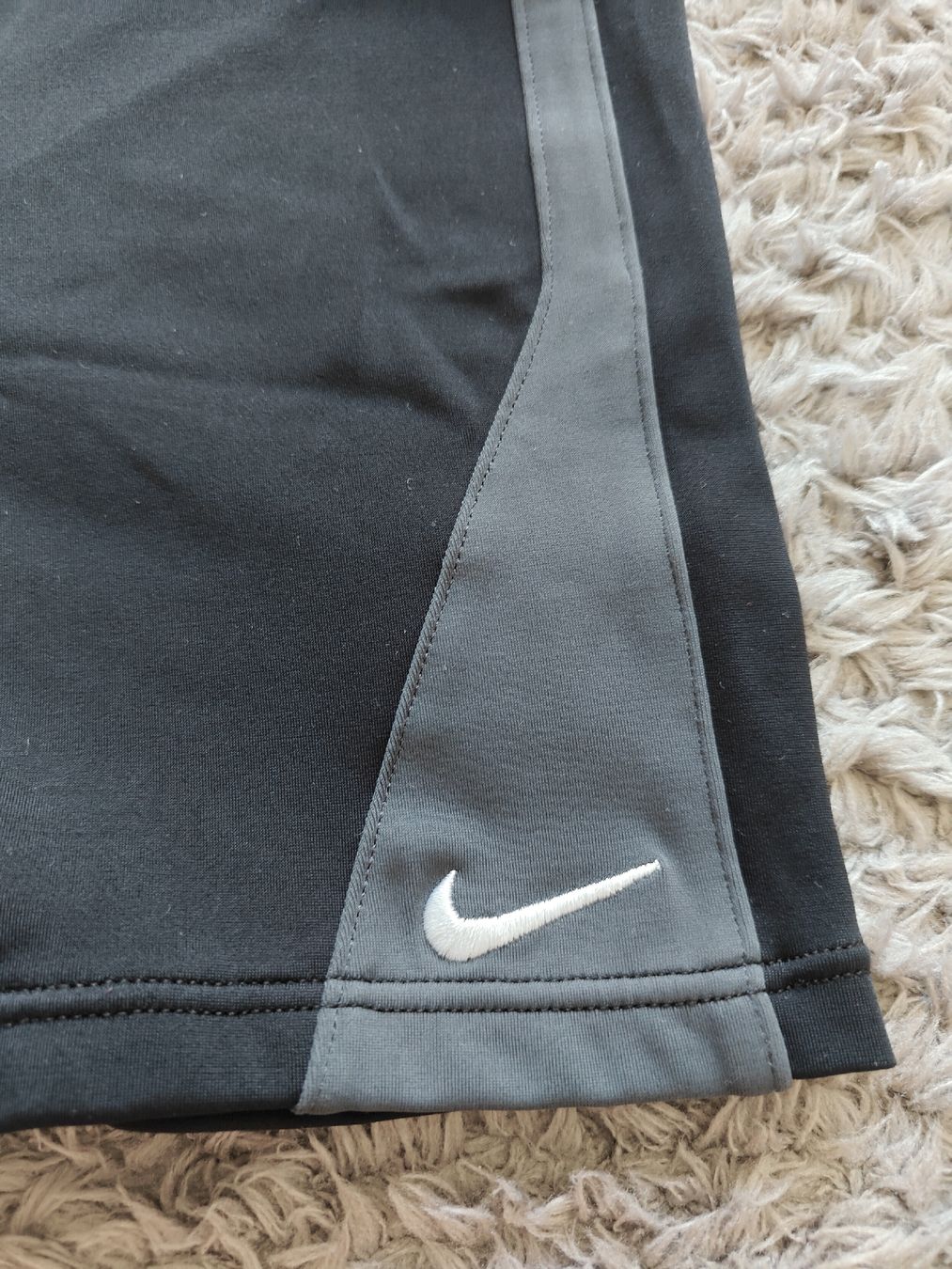 Nike Pantaloni: Nike Shorts / Sport Hose – Usato da Pieterlen venduto da Saemelili 1