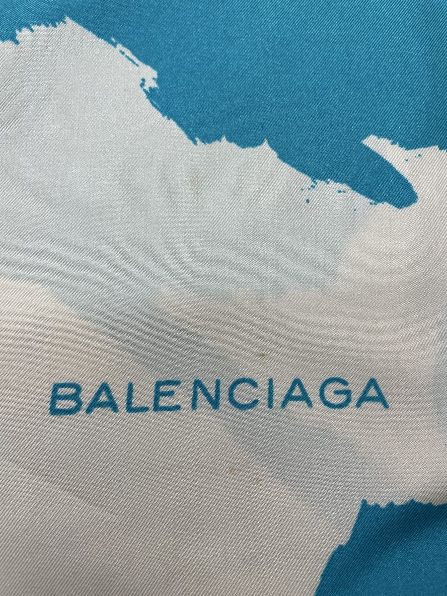 Balenciaga Foulards, Tücher & Schals: Seidentuch Balenciaga – Gebraucht aus Zürich von JanavonWyl