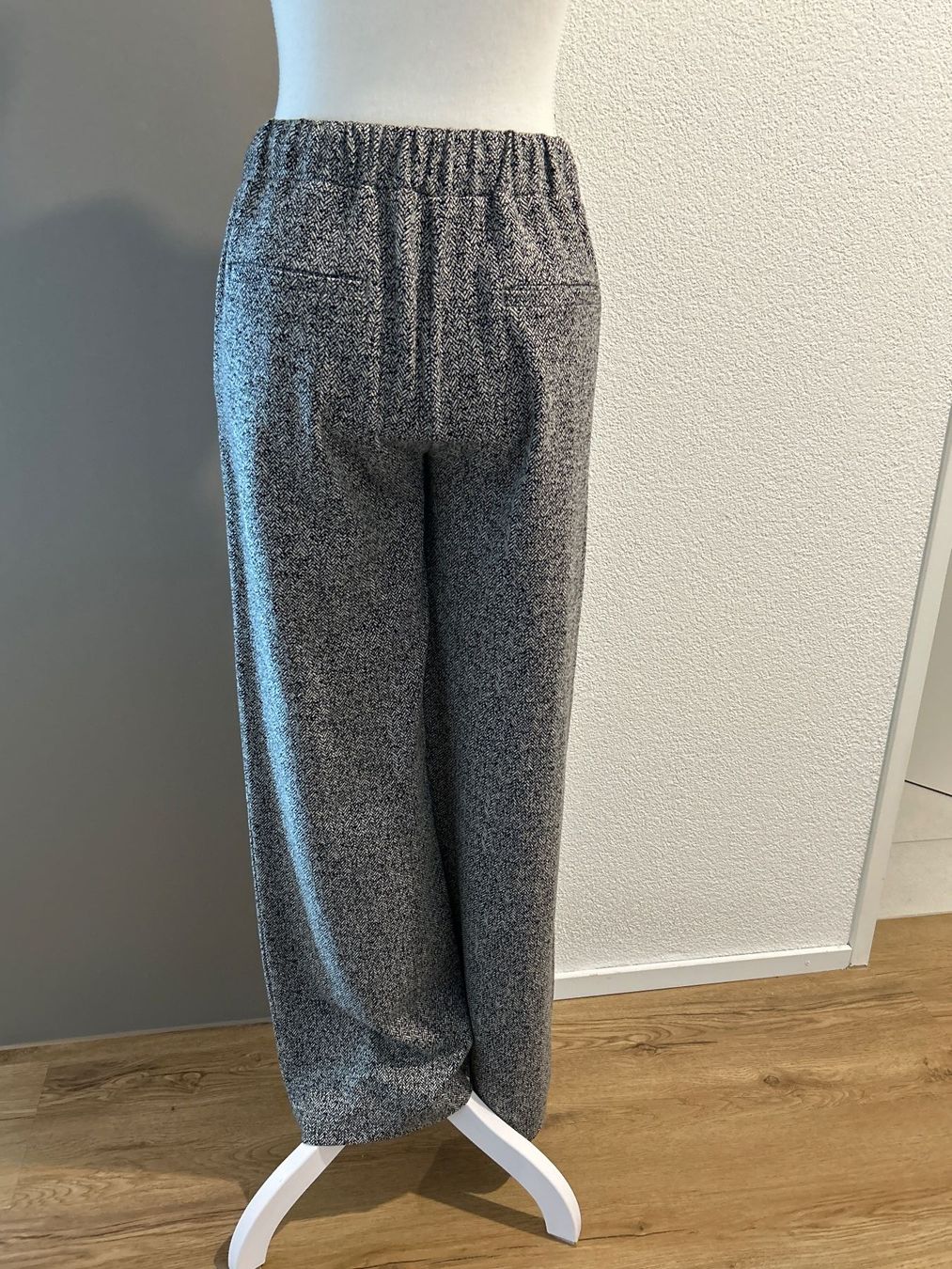 Hosen: Damen Hose grau meliert – Gebraucht aus Brunnen von Nala2929 7