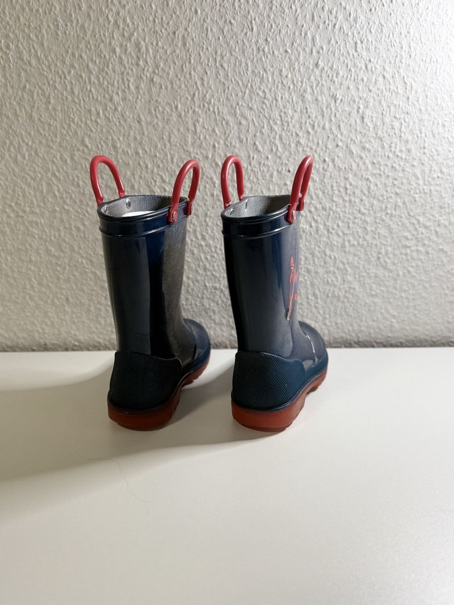 Chaussures garçon: Regenstiefel  Gr 25 – D'occasion à Wetzikon ZH par oli_bbq2 1