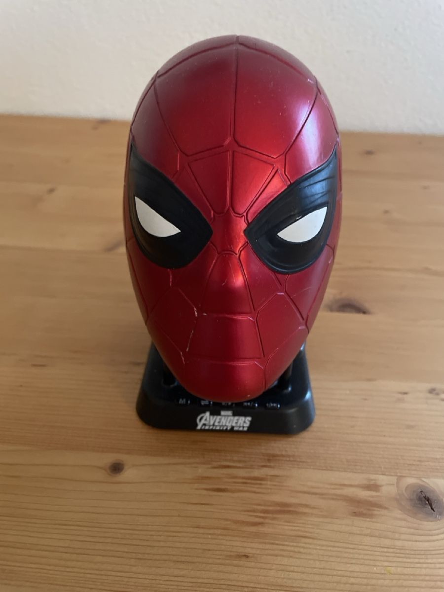 Casse acustiche: Avengers Infinity War Spiderman Kopf Bluetooth Lautsprecher! – Usato da Spreitenbach venduto da Gloxinia