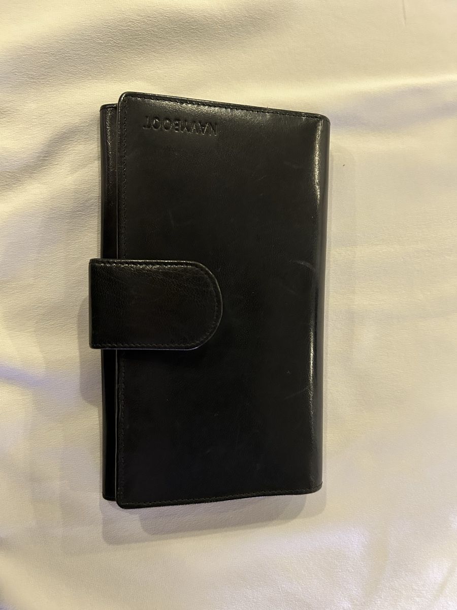 Navyboot Portamonete: Navyboot Portemonnaie Schwarz Leder – Usato da Leuzigen venduto da nora999 1