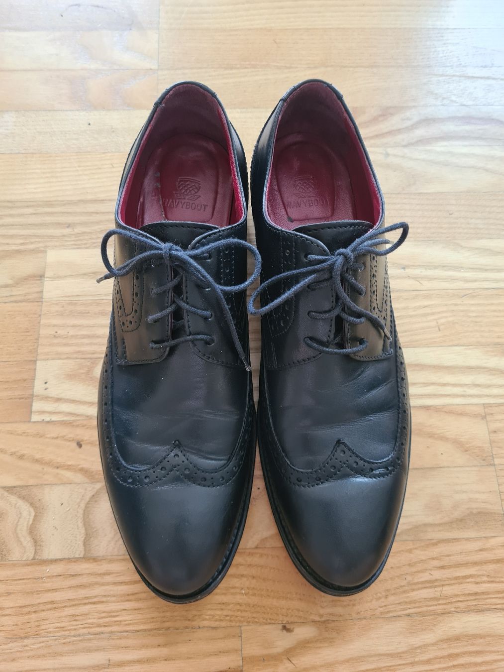 Navyboot Damenschuhe: Navyboot Halbschuhe, Leder, Budapester, gr. 39 schwarz – Gebraucht aus Steinhausen von MilaB