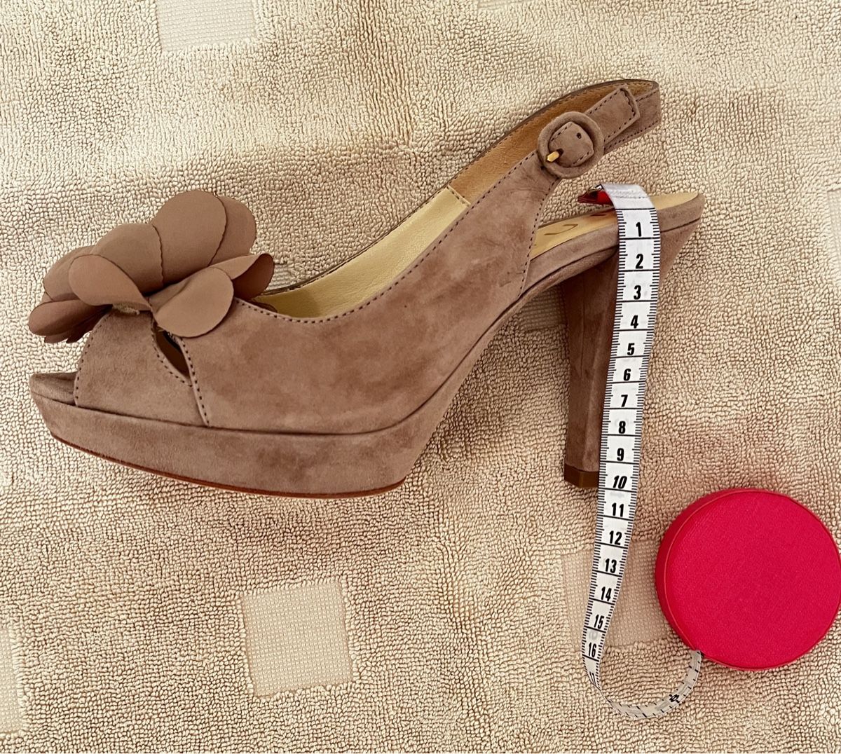 Unisa Scarpe da donna: UNISA Pumps Leder Gr. 37 – Usato da Oberwil BL venduto da DANA_FOX 6