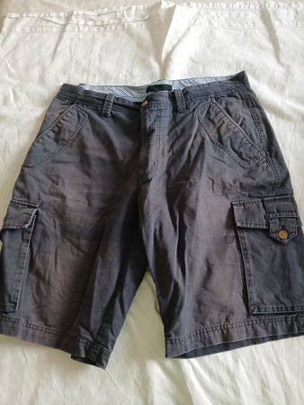 Herren Cargo Shorts dunkelblau Groesse 50 guter Zustand