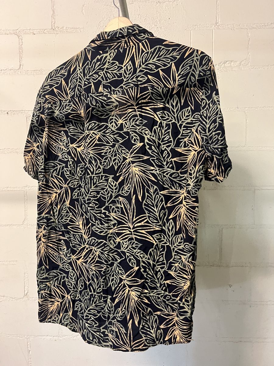 Camicie: Herren Hemd Kurzarm Grösse XL floral  – Usato da Rotkreuz venduto da Migu2012 1
