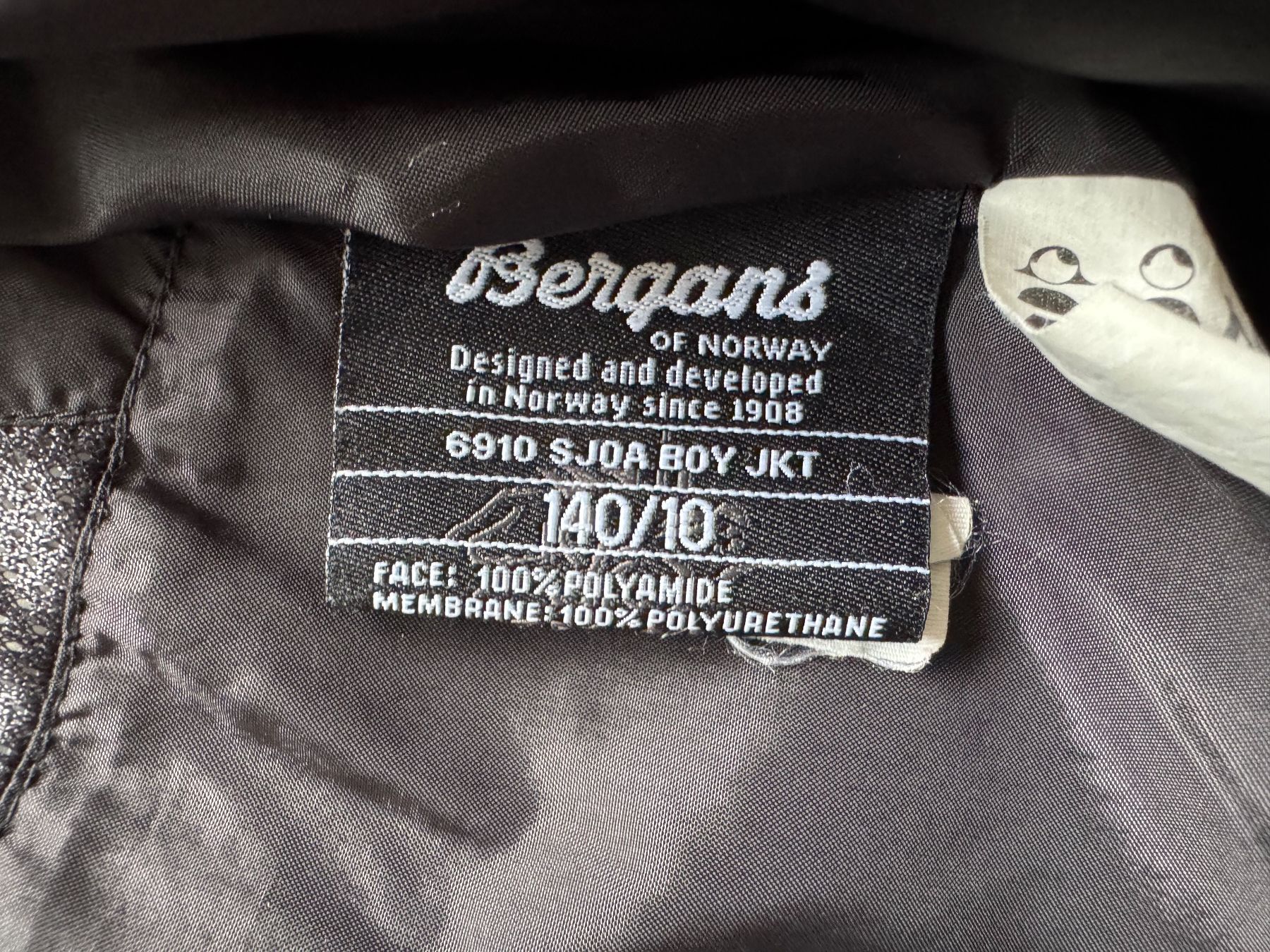 Bergans Jacken & Mäntel: Bergans Norway ski jacket BOY 140/10 – Gebraucht aus Neuchâtel von _Easy_to_Find_ 3