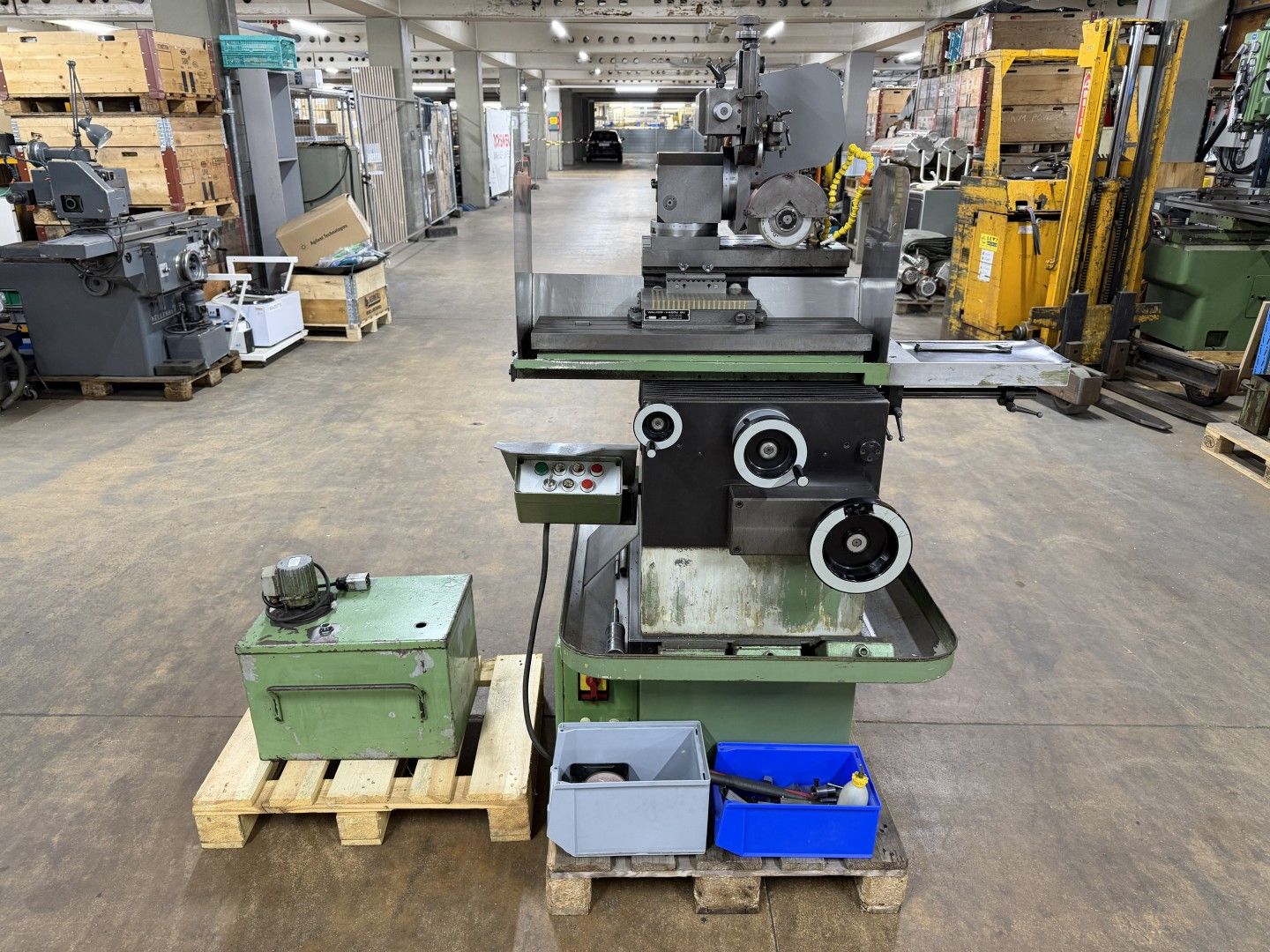 Altro per industria metallurgica: Flachschleifmaschine DERO 75 – Usato da Zuchwil venduto da dragosmd-maschinen
