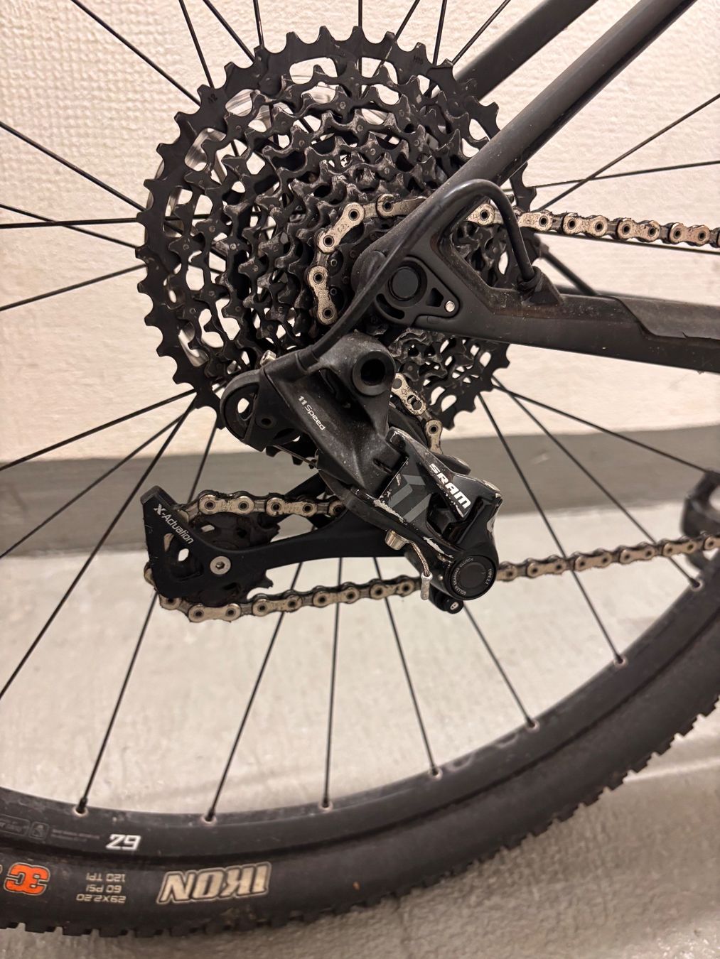 Canyon Biciclette: Canyon Exceed CF SL 6.9 Pro Race – Usato da Bern venduto da Aero72 4