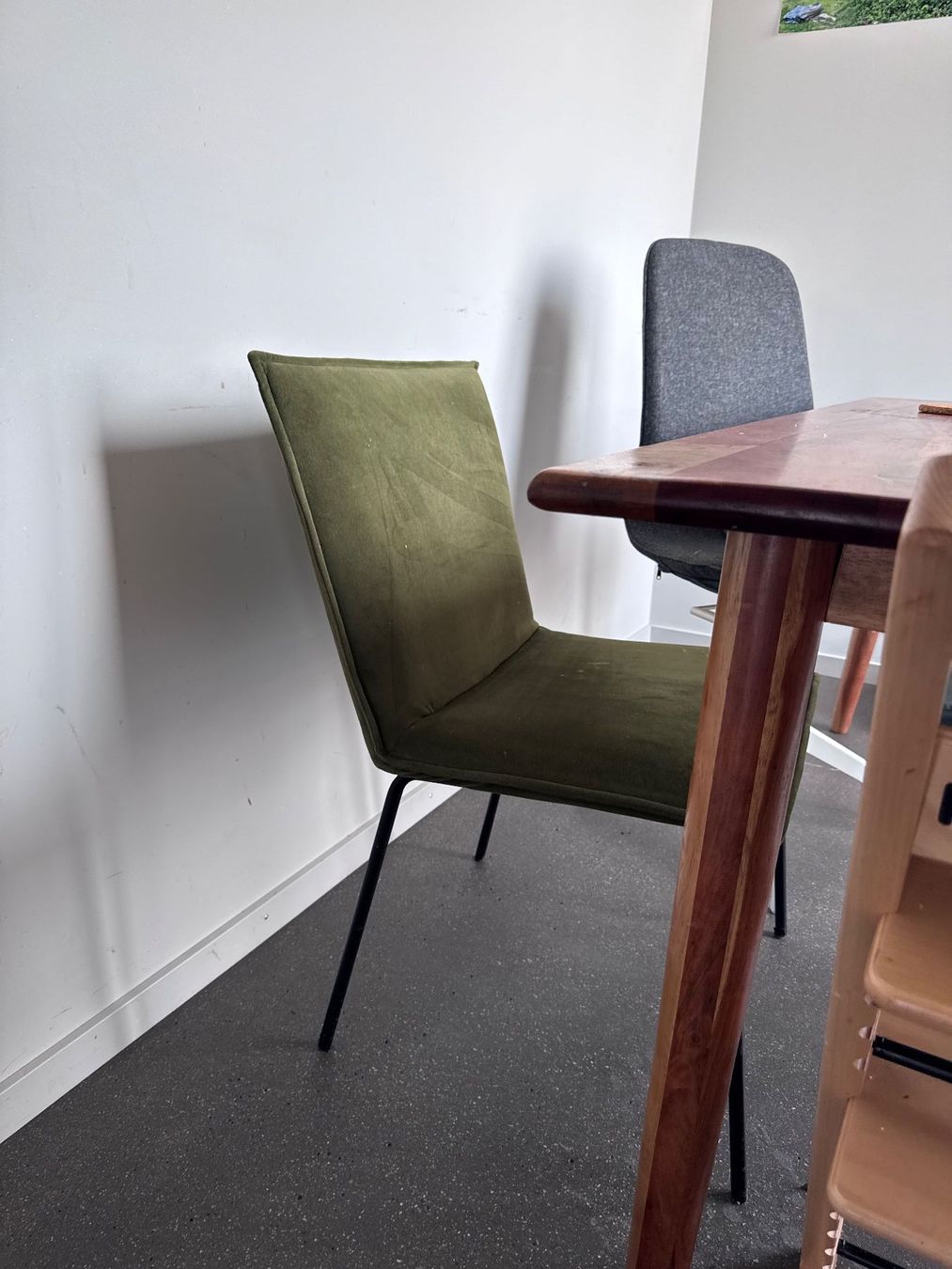 Sedie: 2x Dining chair Room05 Floke – Usato da Zürich venduto da ivn_pr75