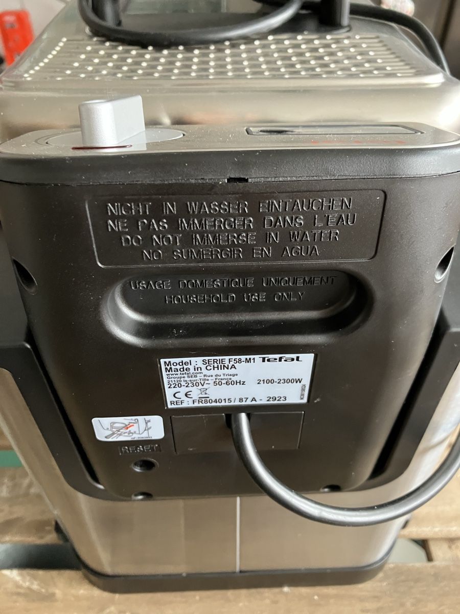 Tefal Appareils de cuisine: Fritteuse  – D'occasion à Mörschwil par hae_sjg2 2