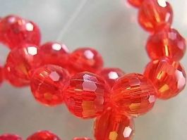 Glasschliffperle 96seitig facett rot 8mm
