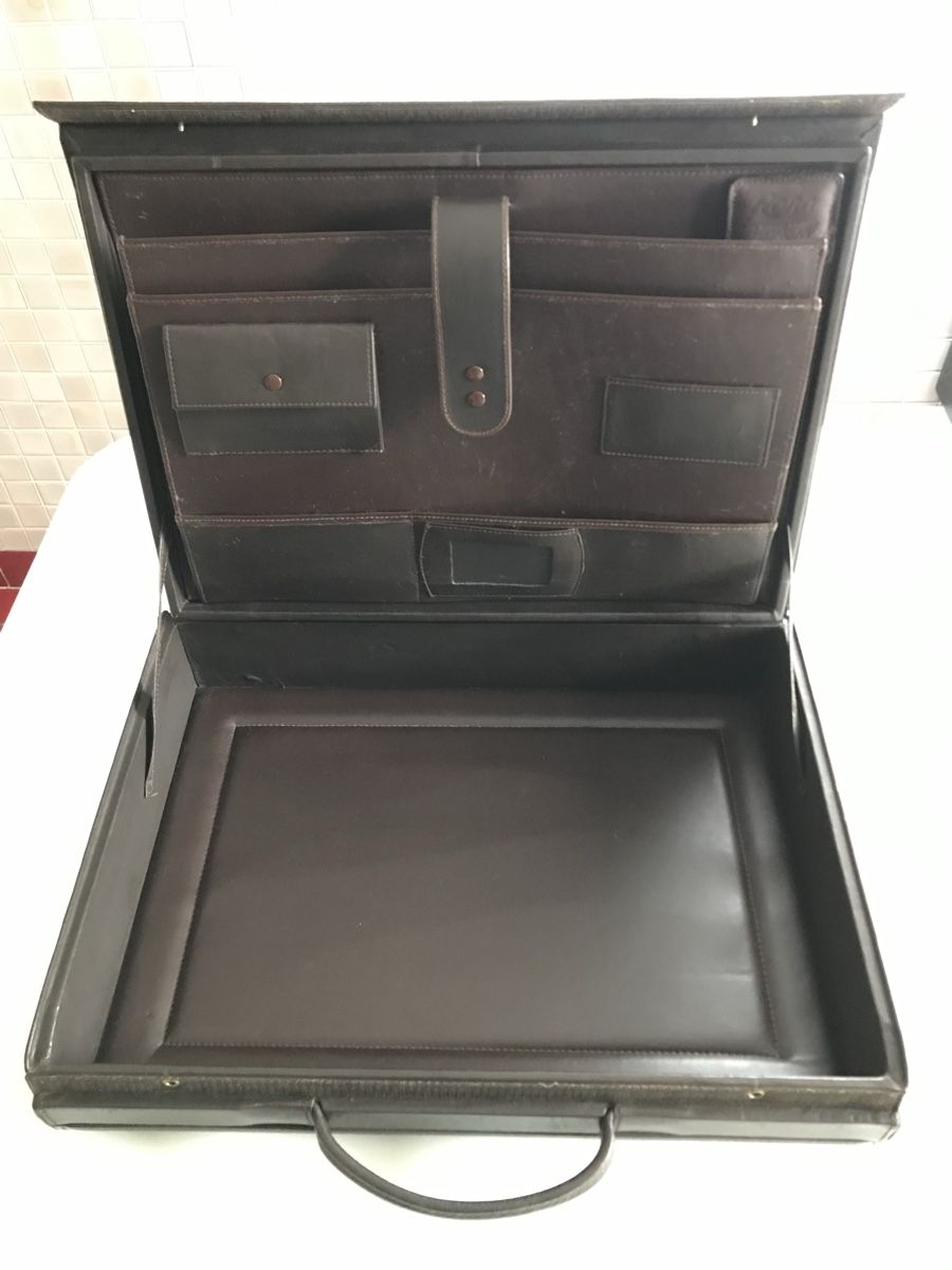 Valigie & Borse: Mallette en cuir brun – Usato da Villeneuve VD venduto da sim_q5hp 4
