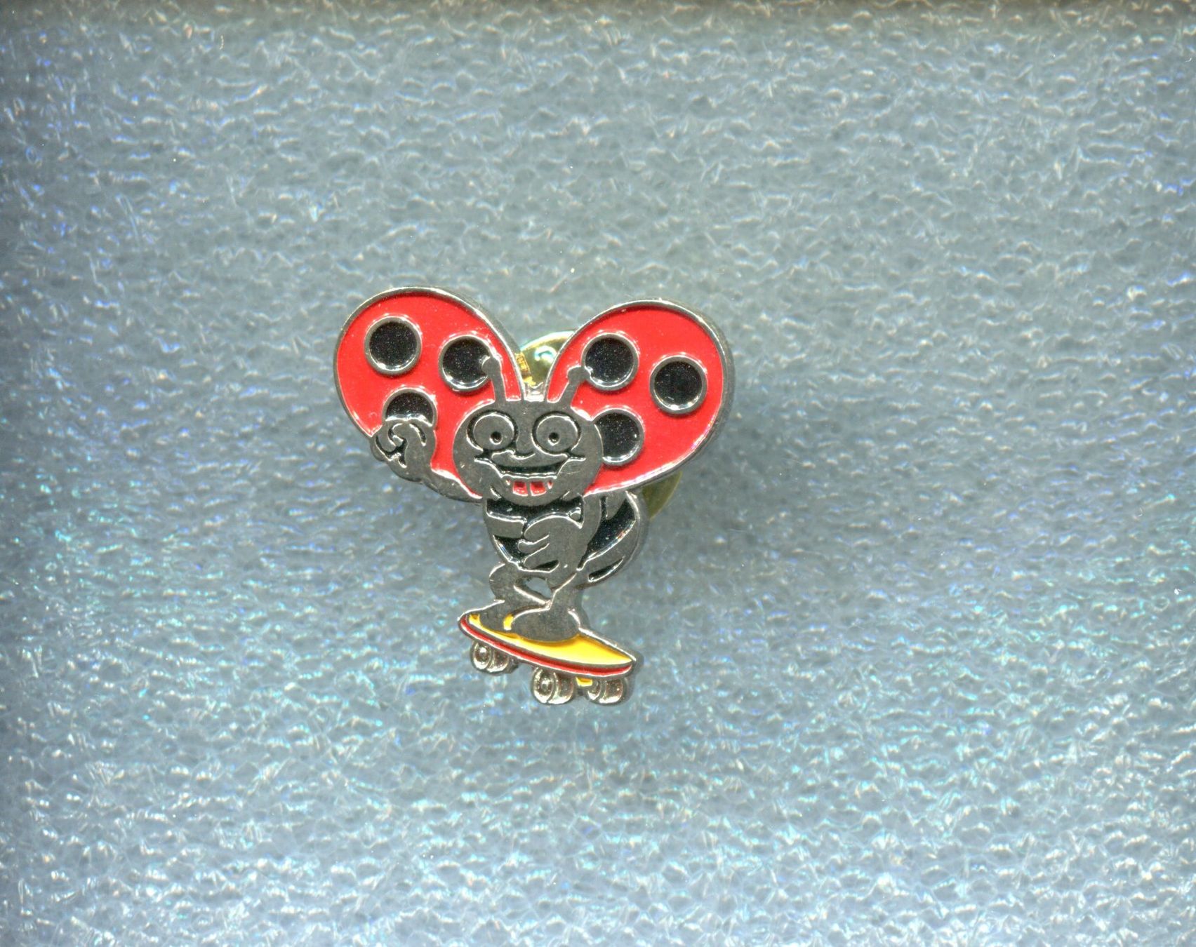 Placchette & Badge: BLICK Käfer  SKATER – Usato da Winterthur venduto da Sammleroase