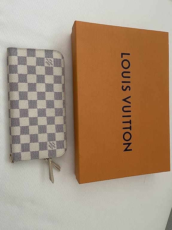 Portemonnaies: Portemonnaie Louis Vuitton – D'occasion à Arni AG par GerberSandra