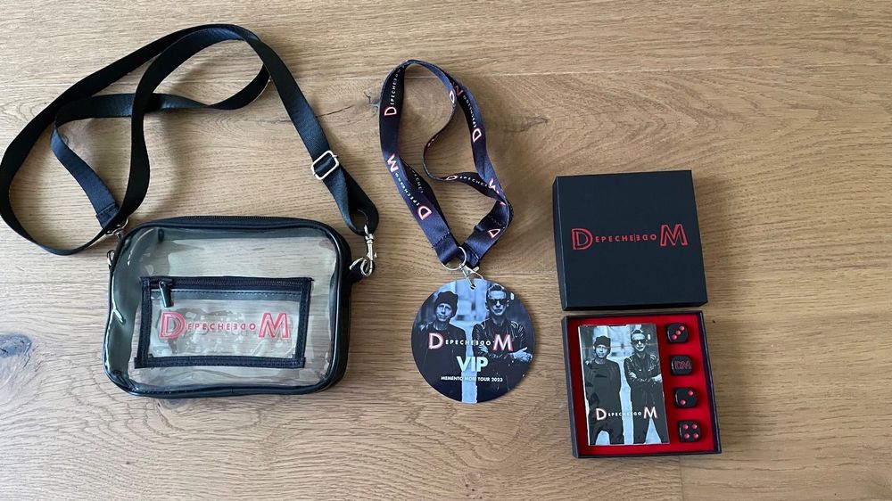 Depeche Mode VIP Merchandise Fanartikel Memento Tour 2023 (Neu und ...