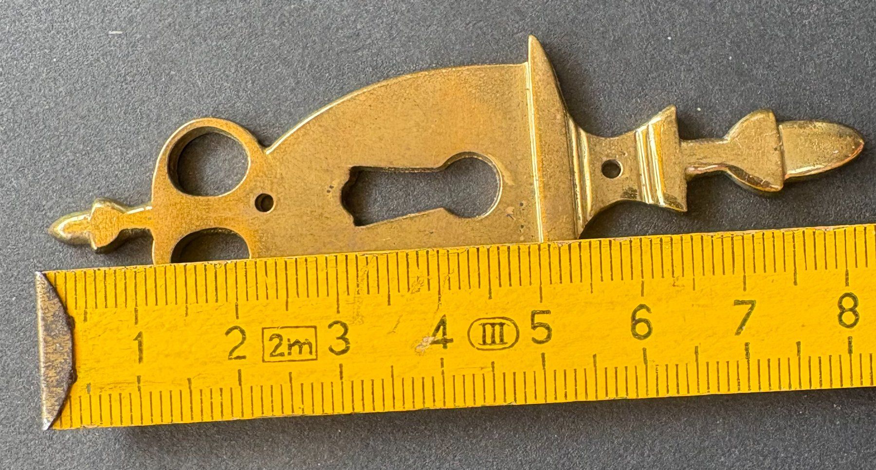 Eisenwaren: ANTIKE SCHLÜSSELROSETTE – Gebraucht aus Ostermundigen von wini63 2