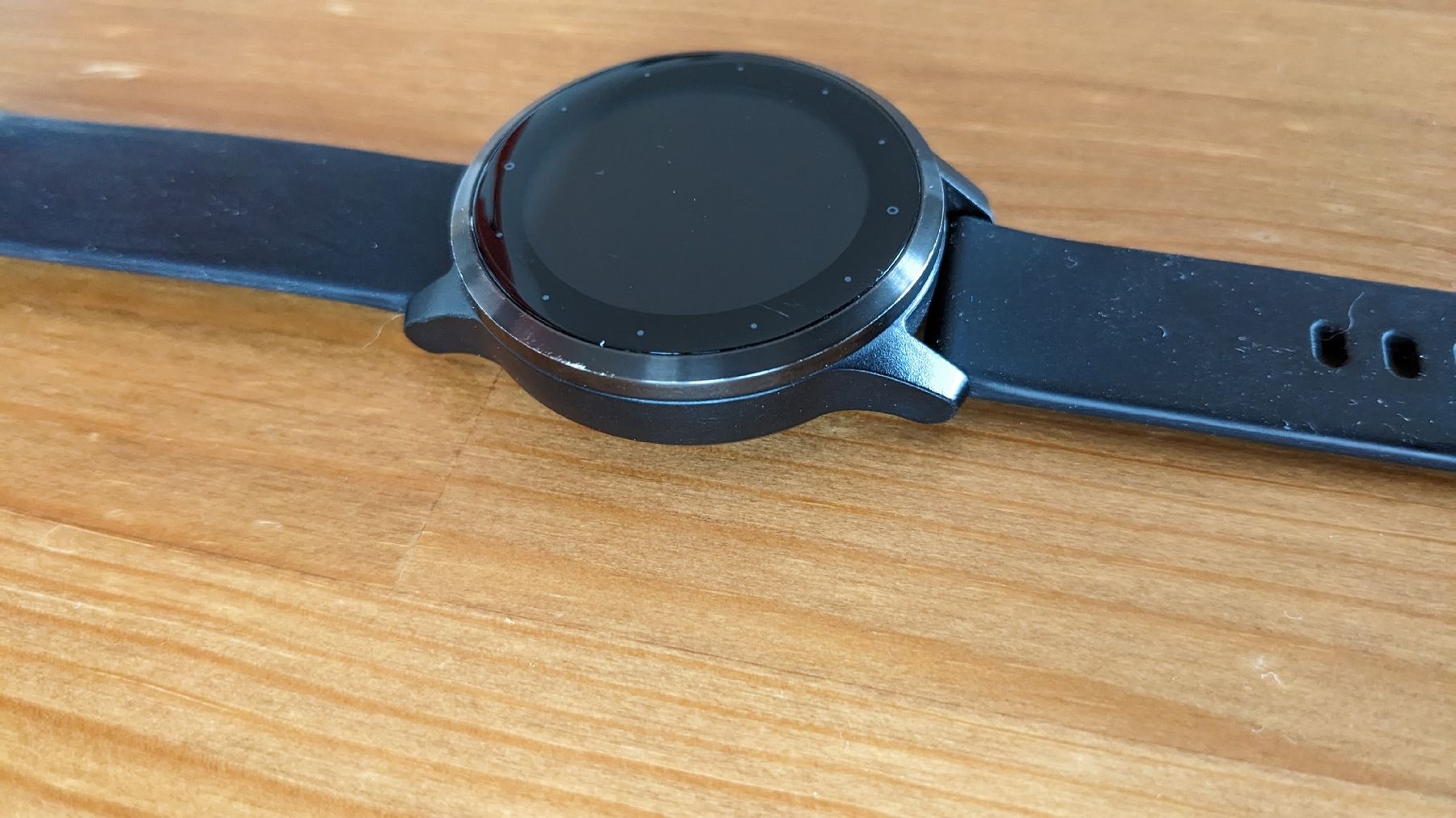 Garmin Smartwatch: Garmin Vivoactive 4s SmartWatch – Usato da Zürich venduto da seb_z6qy 2