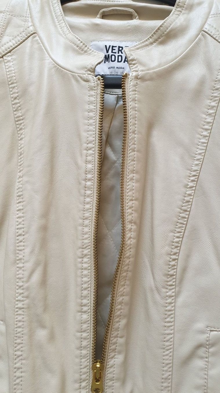 Vero Moda Giacche & Cappotti: JACKEN – Usato da Thun venduto da Vecgou 1