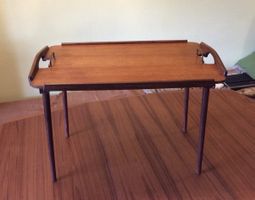Mid Century Teak Beistelltisch