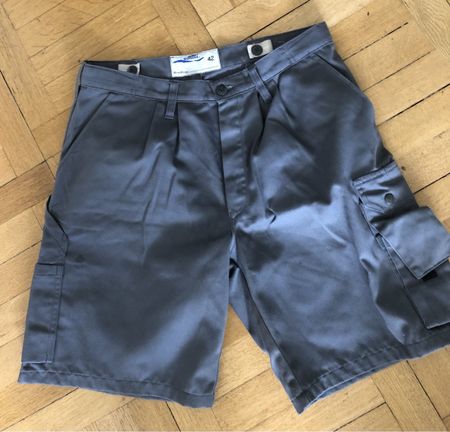 Shorts Wikland gris taille 42 neuf avec etiquette