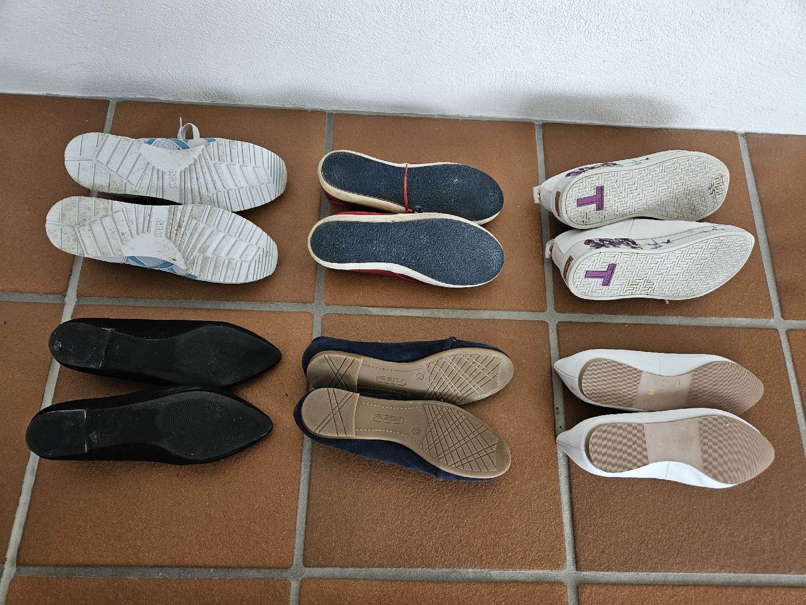 Scarpe da donna: 6 Paar Schuhe Gr. 38 – Usato da Eschenbach SG venduto da MarThu 6