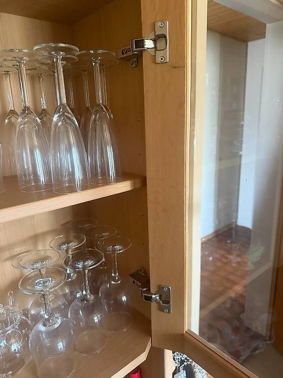 Armadi: Vitrine / Esszimmerschrank in Eiche massiv – Usato da Kappelen venduto da Ushy08 1