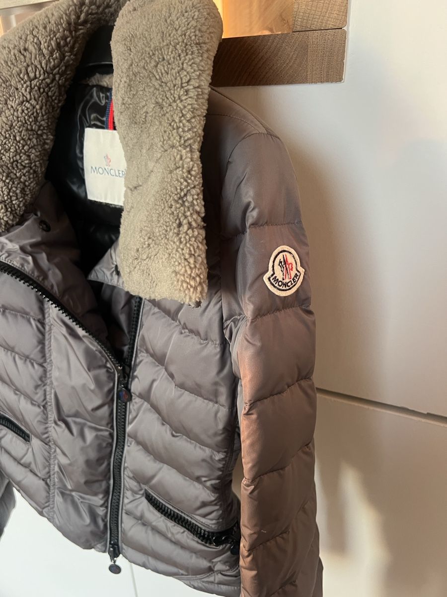 Moncler Giacche: Moncler doudoune taille 36 – Usato da Lutry venduto da roxypoxy 4