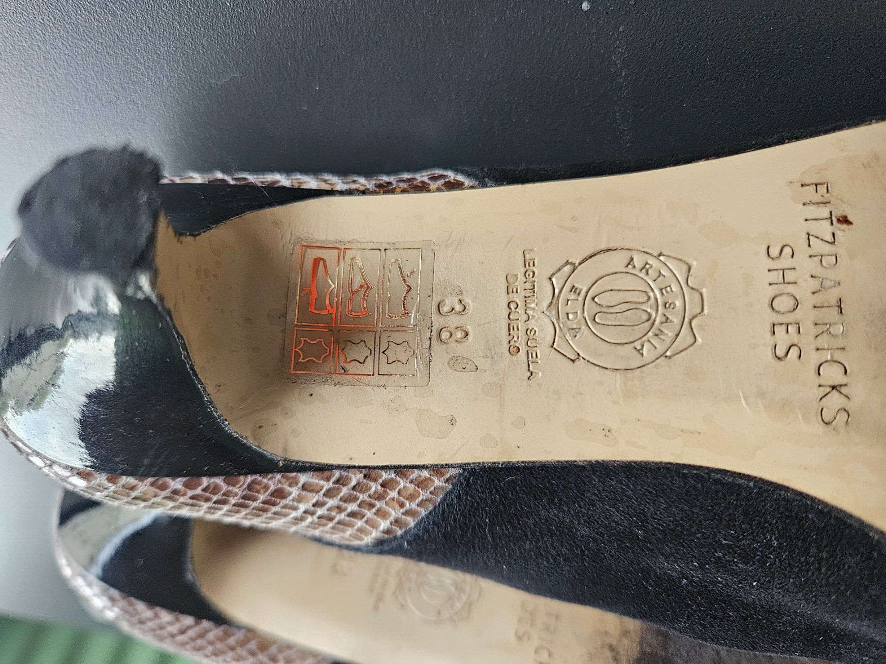 Scarpe da donna: Pumps gemustert – Usato da Basel venduto da wurzelstein 5
