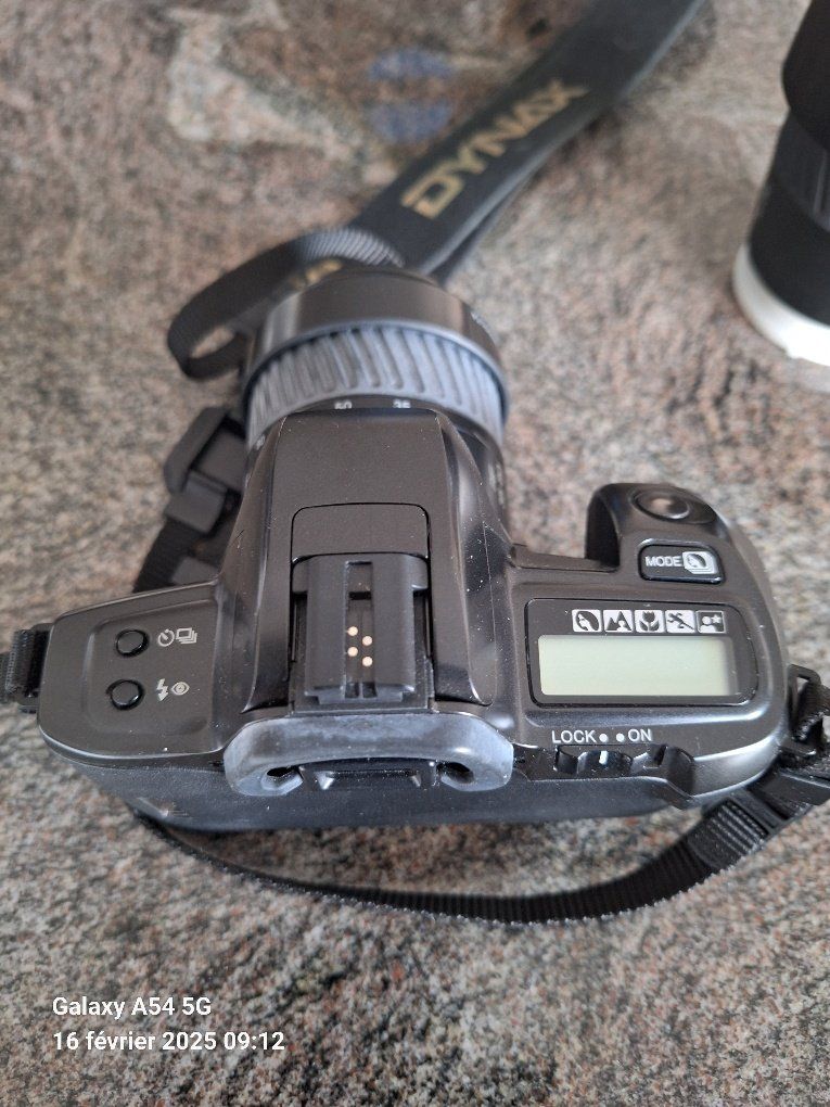 Minolta dynax 404si appareil ( OFES Août ) Clasf