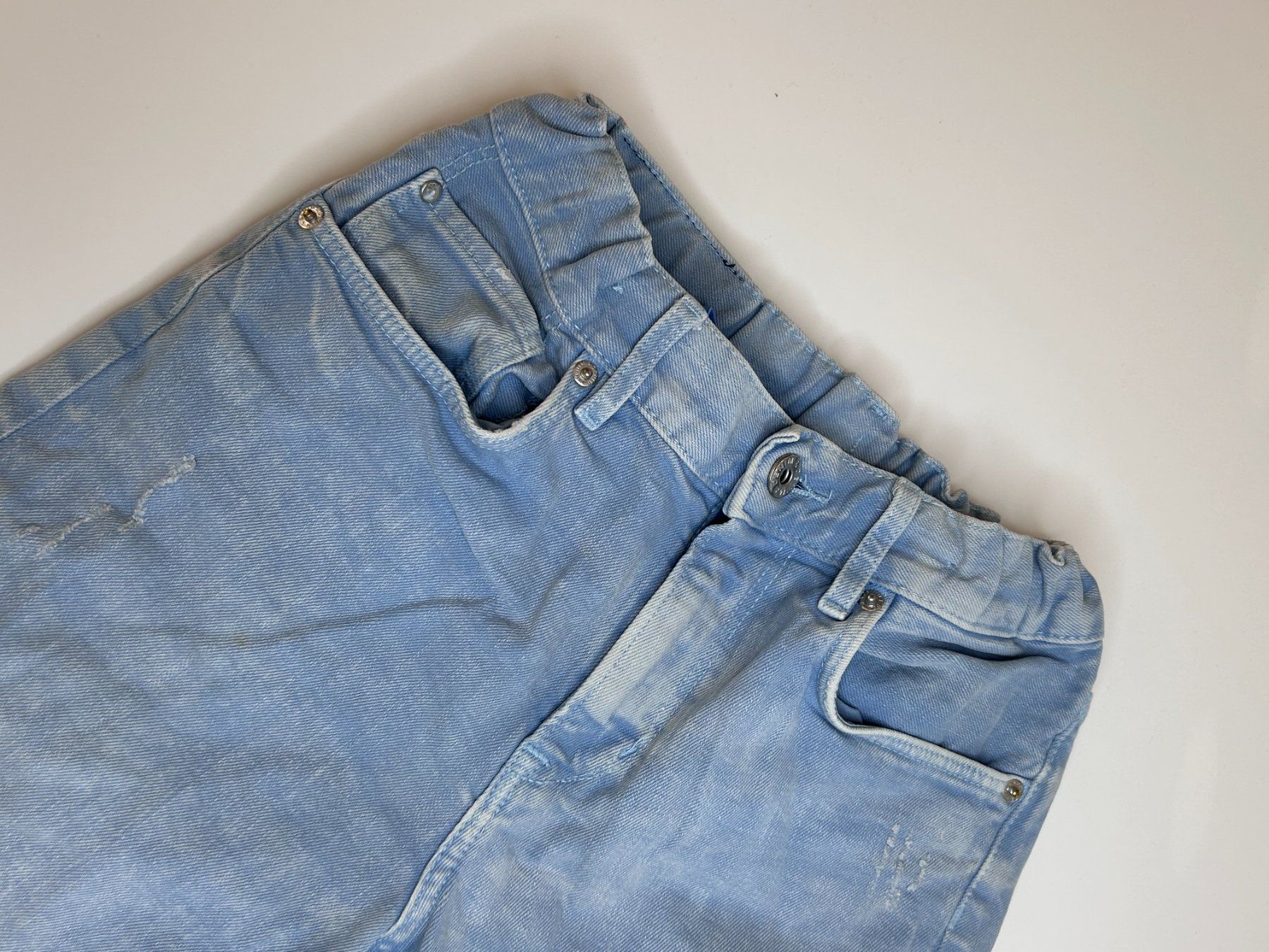 H&M Pantaloni: H&M Denim Shorts – Usato da St. Gallen venduto da look-twice 1